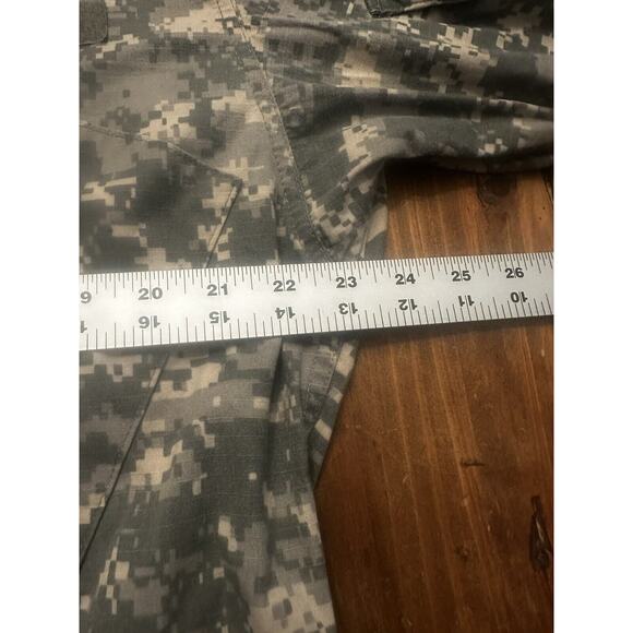 Military Digital Camo Shirt Full Zip Size Medium Long Camouflage USA Armed Force - Picture 7 of 9